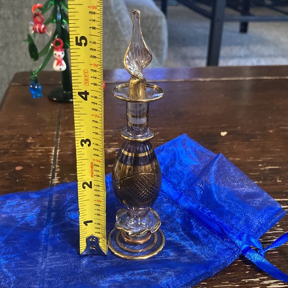 Vintage purple / gold perfume bottle with dabber - Picture 11 of 11